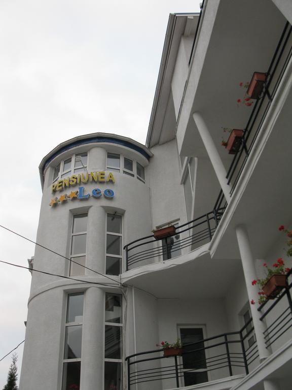 Pensiunea Leo Braszów Zewnętrze zdjęcie