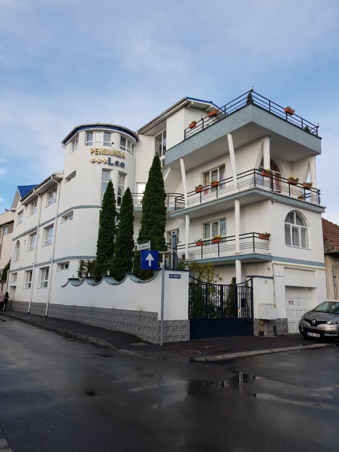 Pensiunea Leo Braszów Zewnętrze zdjęcie